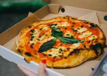 baked pizza