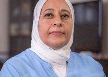 Fatima (33): “Ik sta er alleen voor met mijn kind, dus nee, voor twaalfhonderd euro ga ik niet werken.”