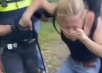 Klimaatactiviste keihard aangepakt door politie