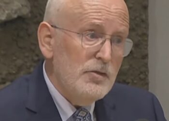 23% van de Nederlanders vindt Timmermans geschikt als premier