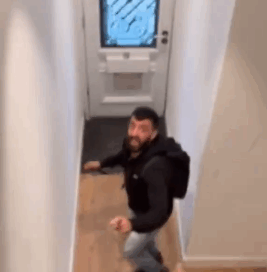 Inbreker betrapt tijdens TV-avondje – bewoner grijpt direct keihard in..