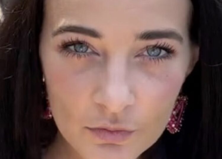 Nicolleke doet weer een poging: video op Instagram laat weinig aan de verbeelding over