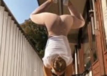 Marijn Kuipers gooit Insta op z’n kop met haar nieuwe standje (video)