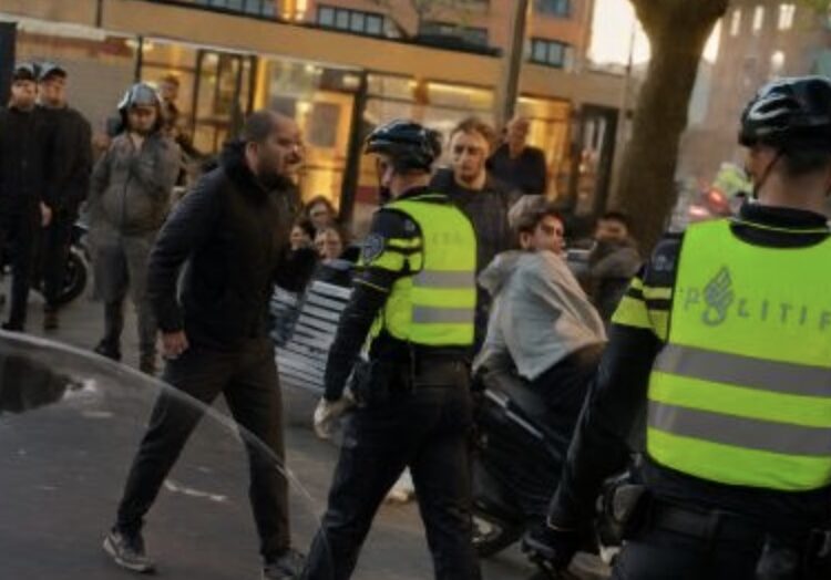 Ondertussen in Den Haag: Confrontatie tussen een man en een agent