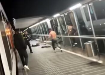 Agenten vs boze meneer..