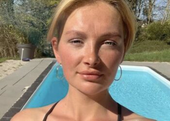 Maxime Meiland plaatst gewaagde foto in doorschijnende outfit