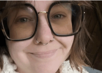 Vrouw komt na 30 jaar uit de kast als abroseksueel