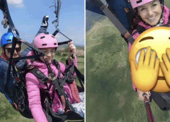 Man zoekt de sleutels van vrouw tijdens een paraglide tour