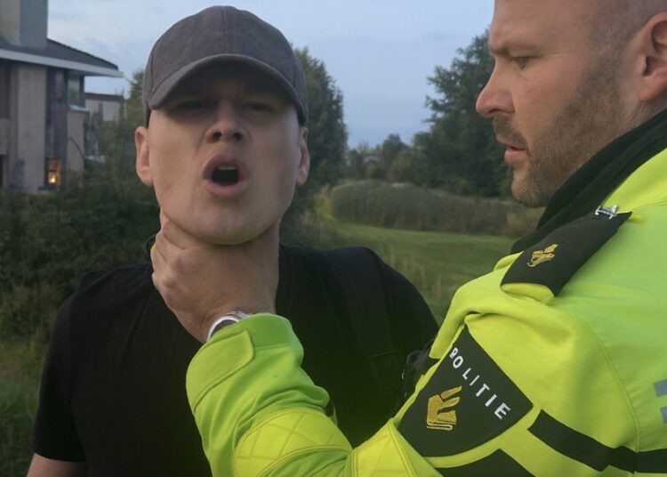Beelden van harde politie-ingreep in Roosendaal gaan viraal