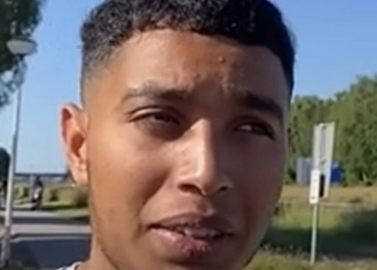 Video: Vluchteling zegt dat hij wilt dat Nederland een moslimland wordt