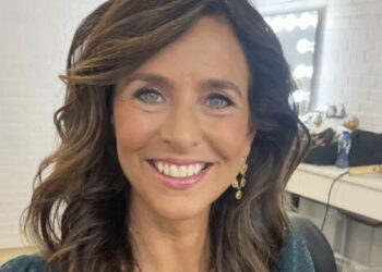 Onthullende foto van Sandra Schuurhof: ‘Dat is een swingersparadijs!’