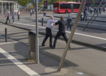 Nederlandse buschauffeur is helemaal klaar met respectloze jeugd