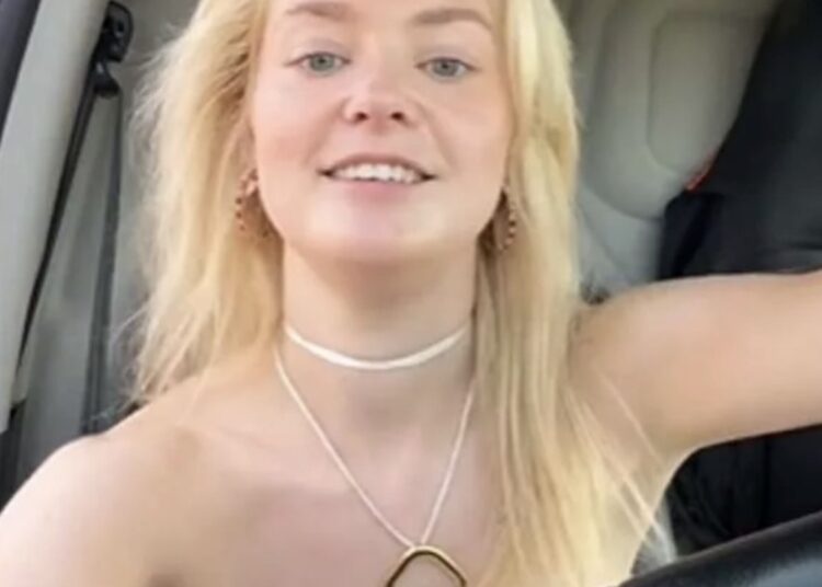 Simone haalt haar vriend op van Schiphol en heeft wel zin in iets leuks