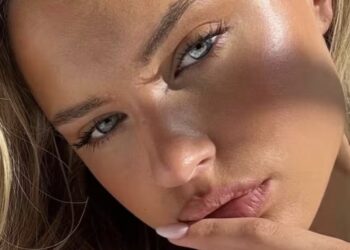 Julia van Hest pakt Gooische Vrouwen én Instagram keihard mee