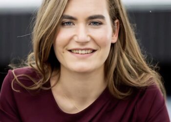 Zien: Pikante beelden van Lidewij de Vos veroorzaken ophef: “Had de airco standje Siberië of zo?”