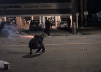 Vuurwerk als vaste traditie rond de jaarwisseling