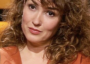 OEPS: Katja Schuurman laat per ongeluk iets te veel zien tijdens afterparty en het internet smult