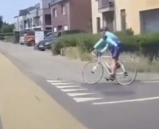 Amateurwielrenner snapt het concept haaientanden totaal niet