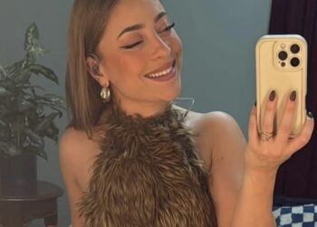 Beelden: Amy van OG3NE danst in veel te kort rokje en publiek gaat er retegoed op