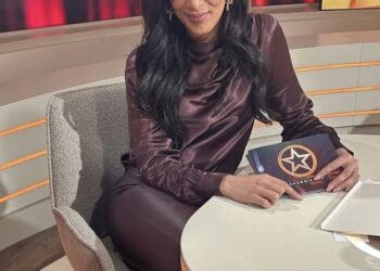 Shownieuws-presentatrice Dyantha Brooks verrast met gewaagde fotoshoot