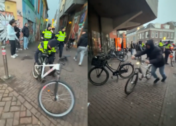 Fietsendiefstal of grap? Jongeman pakt politiefiets in Nijmegen