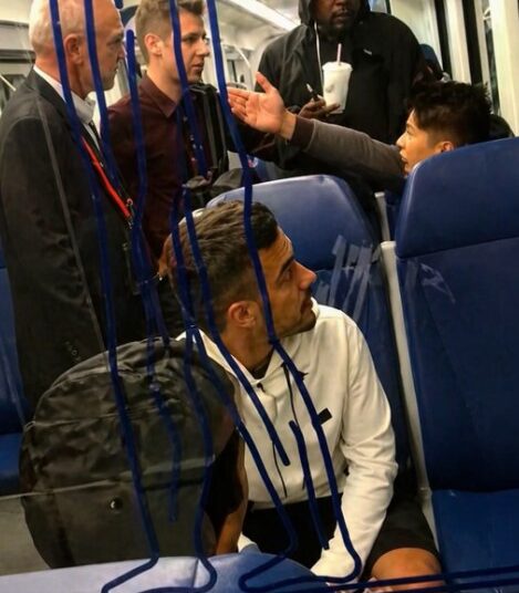 Conducteur krijgt onverwachte hulp van medepassagier