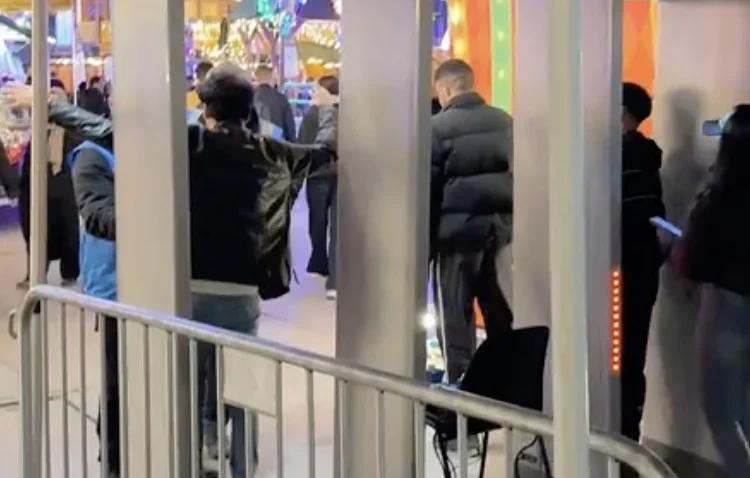 Metaaldetectors op de Haagse kermis: Veiligheid voorop of feestvreugde verpest?