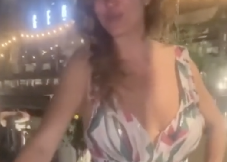 Katja Schuurman Geniet van Ongecompliceerde Avond op Amsterdams Terras