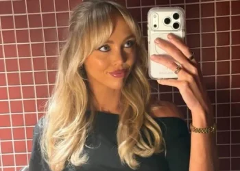 Seksgoeroe Annie onthult pikante regels en avonturen