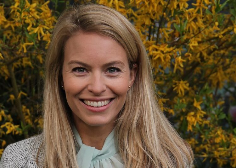 Oude GTST-scène van Juf Roos duikt op en fans kijken massaal opnieuw