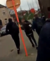 Pestkop snijdt jongen af en krijgt de schrik van zijn leven